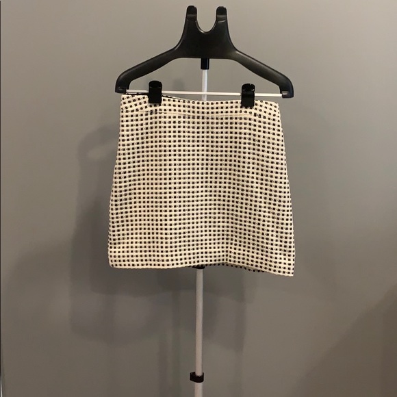 Banana Republic Skirt - Picture 4 of 4